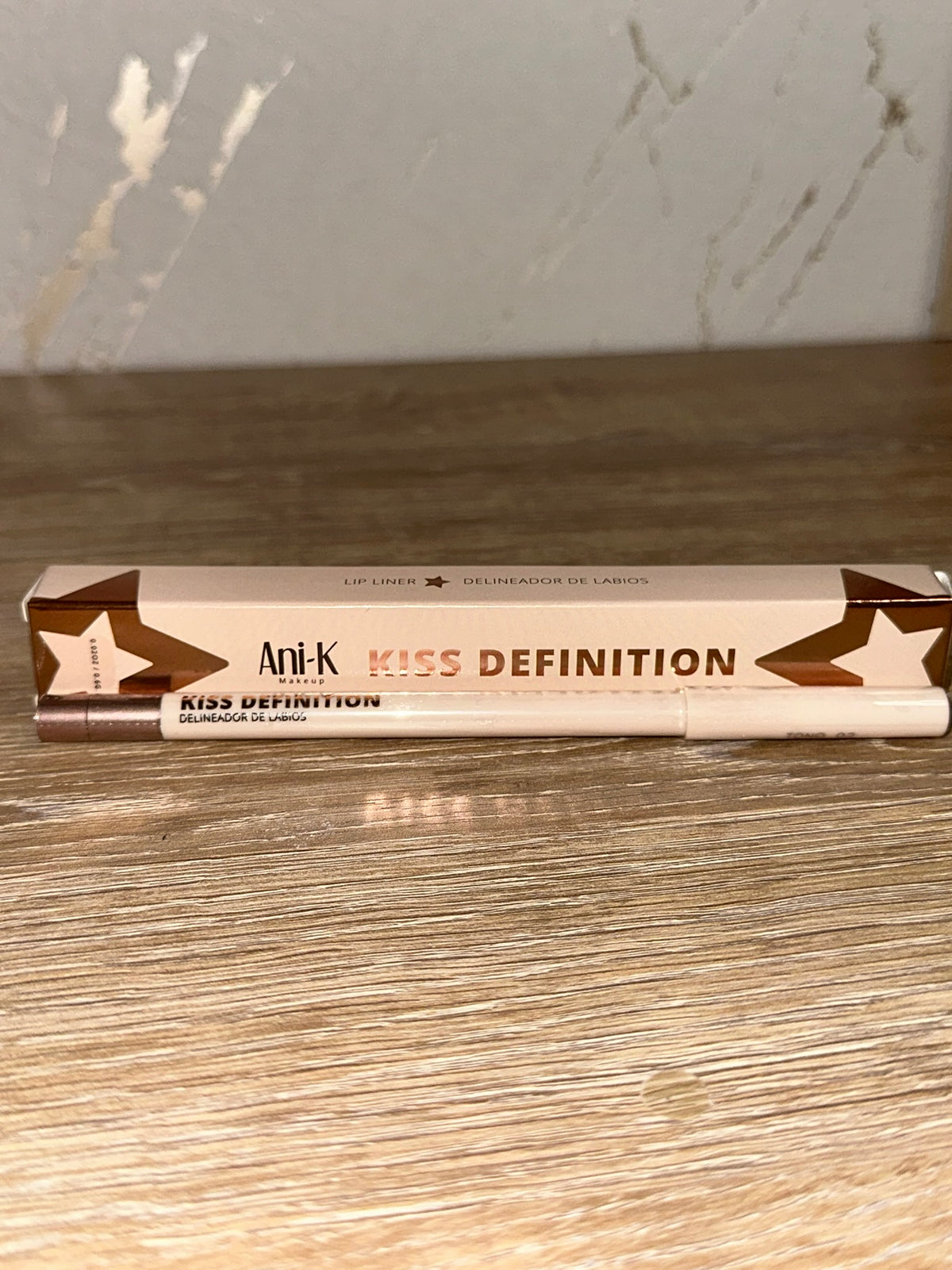 Delineador de Labios Kiss Definition , Ani-K Makeup